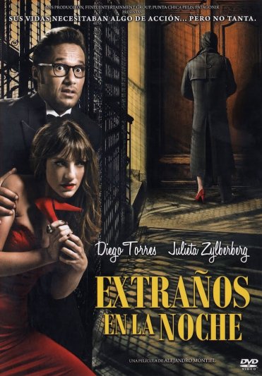 Extranos en la noche